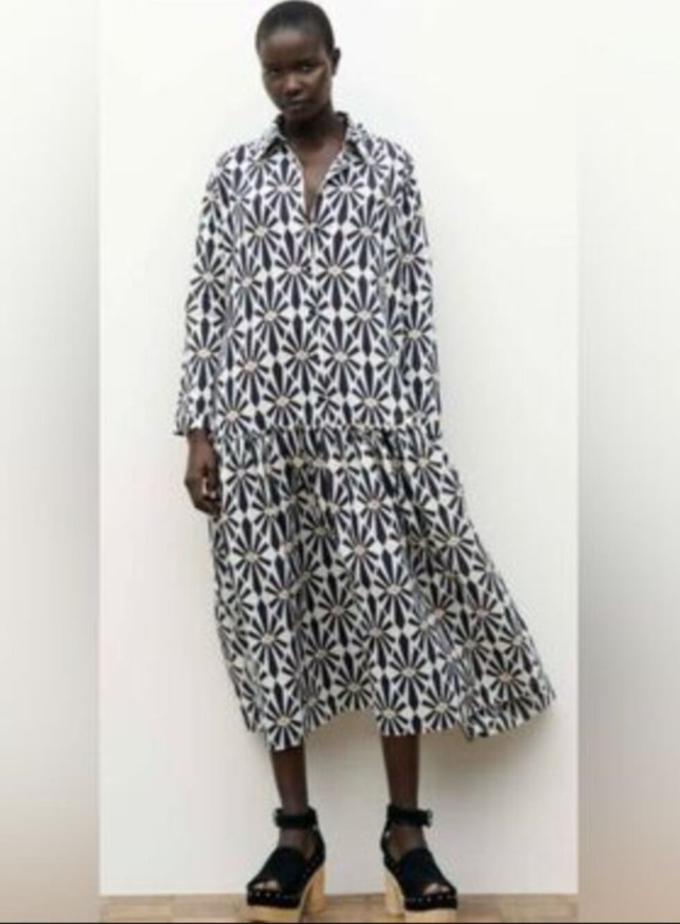 Zara Printed Midi Dress XS Blue White Blogger Favorite Cotton Tiered Long Sleeve